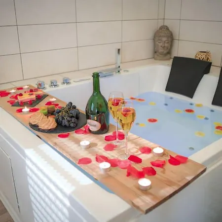 Apartamento Pacat Insolite Jacuzzi Parkingfree Centre A 5min Mulhouse