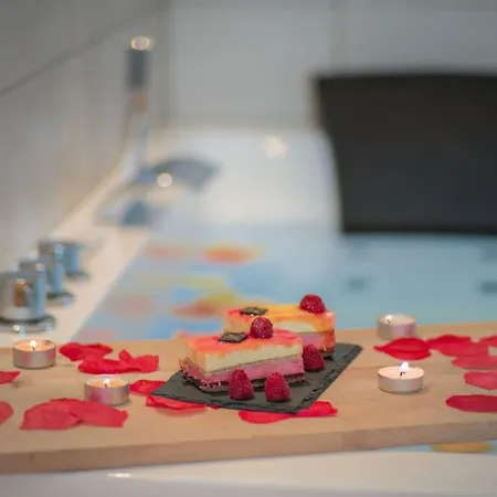 Lejlighed Pacat Insolite Jacuzzi Parkingfree Centre A 5min *